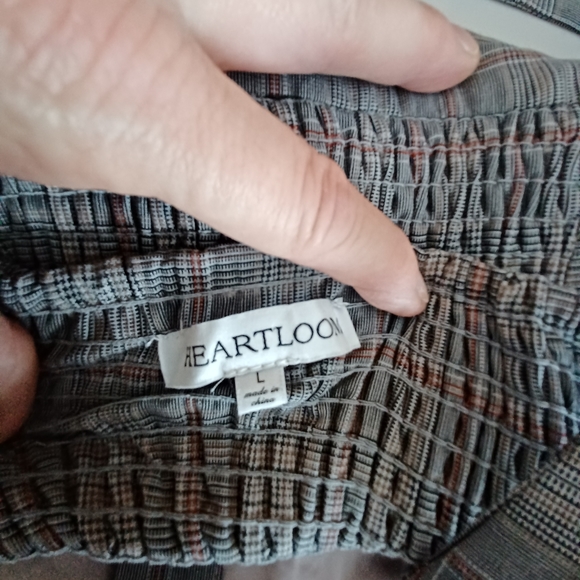 PRICE DROP!! Grey plaid Jumper - Picture 12 of 12